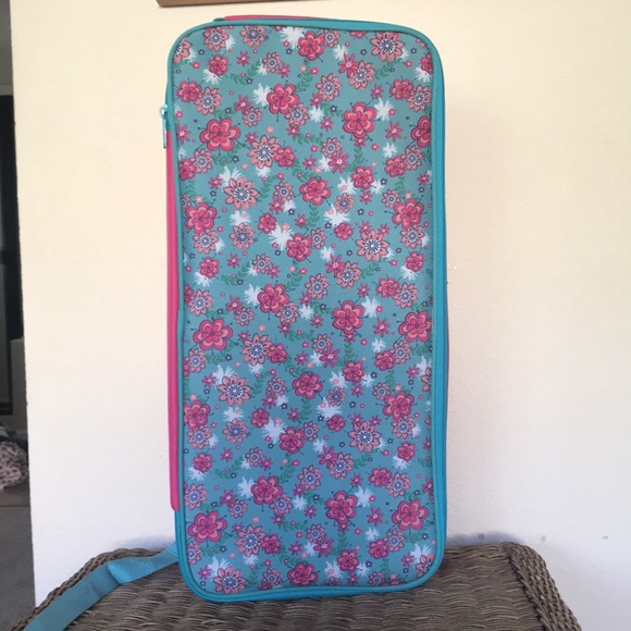 Our Generation Journey doll with accessories blonde hair blue eyes with backpack - Picture 9 of 13